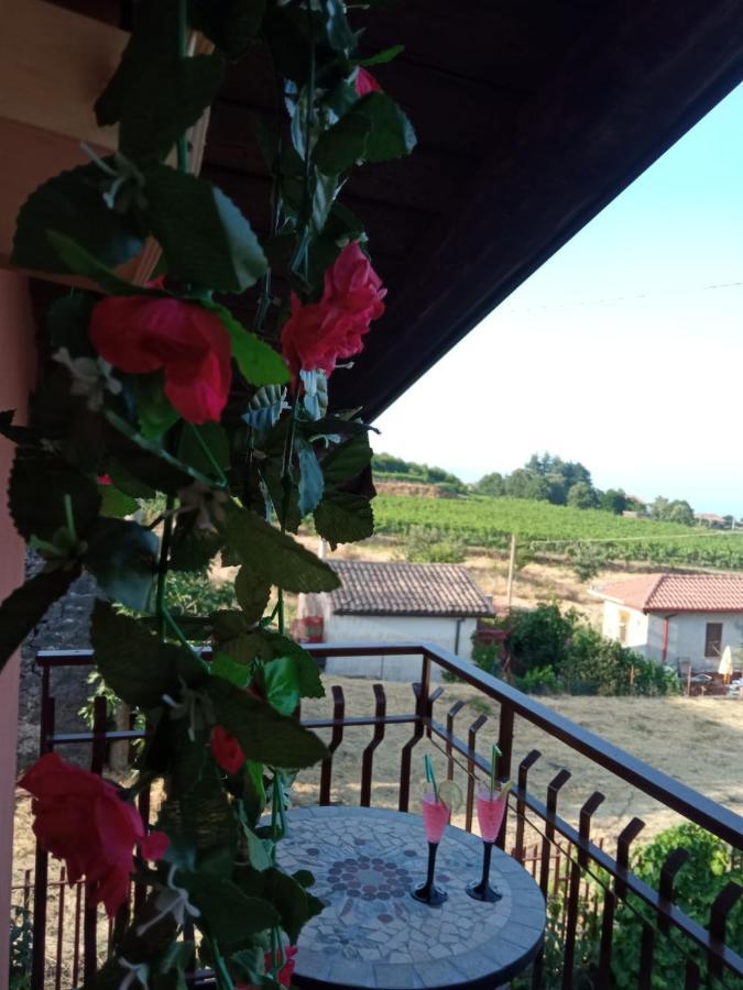 Petite Maison Dell'Etna Мило Екстериор снимка